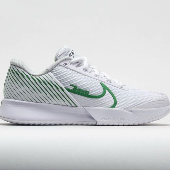 Nike Shoes - Nike Vapor Pro 2 Women’s tennis shoe